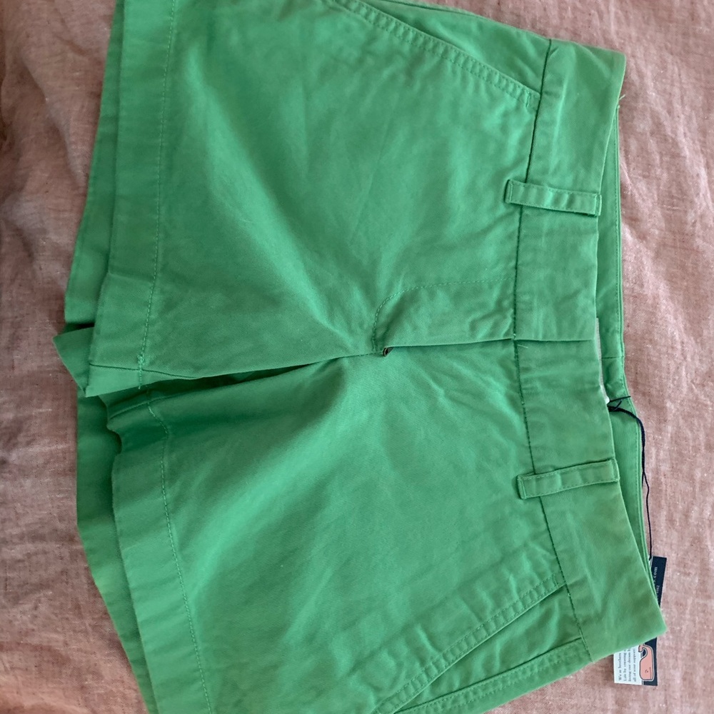 Vineyard vines shorts 00